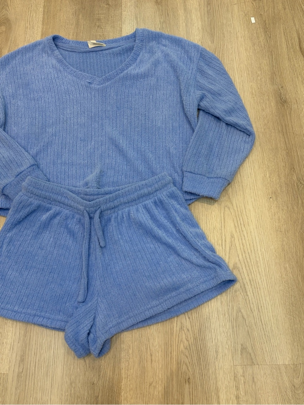Cozy Light Blue Plush Lounge Set - Top & Shorts - Picture 4 of 5